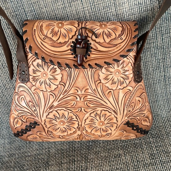 Natural leather artesian Crossbody